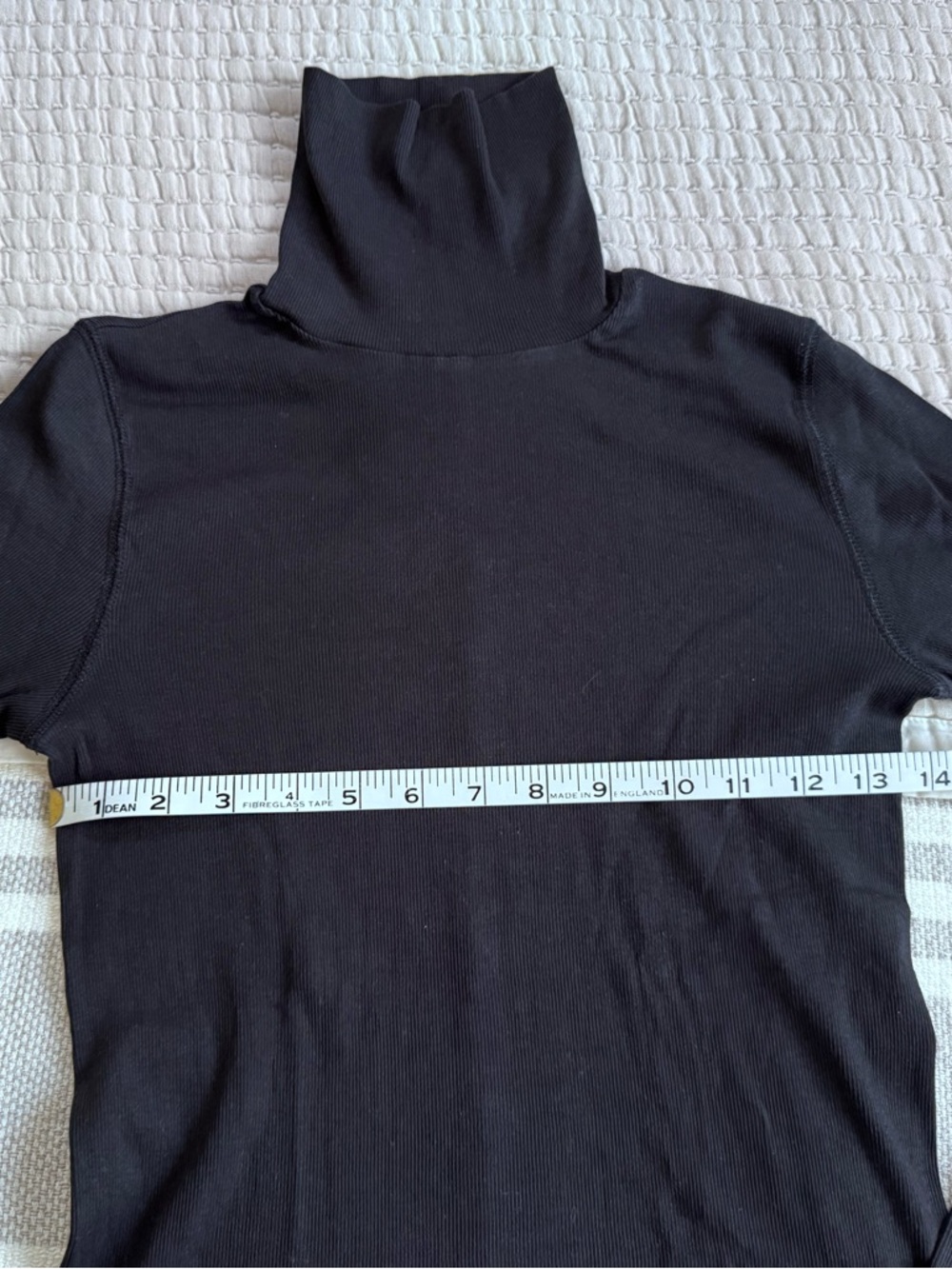 Everlane Micro Rib Turtleneck - Picture 3 of 5